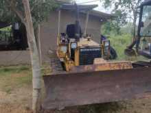 https://riyasewana.com/uploads/komatsu-d2-five-148265522081.jpg