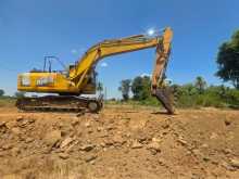 Komatsu Excavator 2013 Heavy-Duty