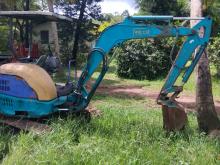 Komatsu Excavator 2012 Heavy-Duty
