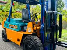 Komatsu Forklift 2013 Heavy-Duty