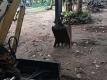 https://riyasewana.com/uploads/komatsu-kobelco-30-10200943494.jpg