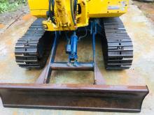 https://riyasewana.com/uploads/komatsu-komatsu-pc306-141837136814.jpg