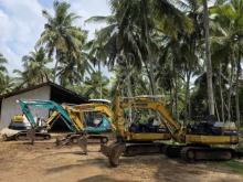 Komatsu Yanmar 2017 Heavy-Duty