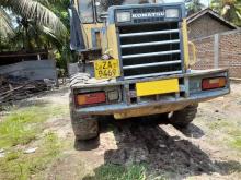Komatsu Loader 2009 Heavy-Duty
