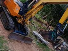 https://riyasewana.com/uploads/komatsu-pc-20-6-9191440412285.jpg