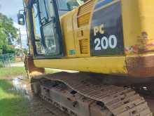 https://riyasewana.com/uploads/komatsu-pc200-bako-2013-19334912703.jpg