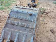 https://riyasewana.com/uploads/komatsu-pc60-5-1998-1818181912724.jpg