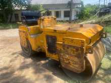 Komatsu Road Roller 2005 Heavy-Duty