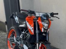 KTM Duke 200 2019 Motorbike