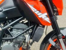 https://riyasewana.com/uploads/ktm-duke-200-21916146224.jpg