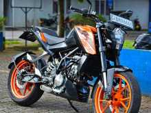https://riyasewana.com/uploads/ktm-duke-2155434052.jpg