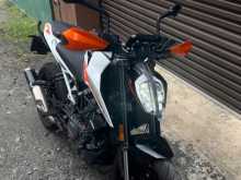 KTM Duke 390 2022 Motorbike