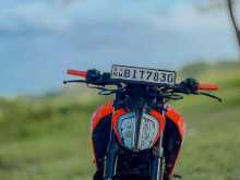 https://riyasewana.com/uploads/ktm-duke-49532122443.jpg