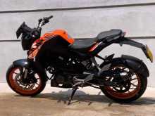 https://riyasewana.com/uploads/ktm-duke125-1815271022243.jpg