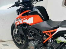 https://riyasewana.com/uploads/ktm-eu-125-321294824462.jpg