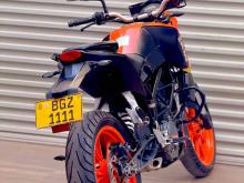 https://riyasewana.com/uploads/ktm-ktm-duke-218130824102.jpg