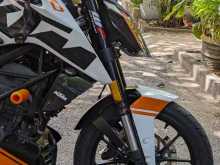 https://riyasewana.com/uploads/ktm-ktm-duke-30739454292.jpg