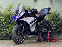 KTM RC 200 2019 Motorbike