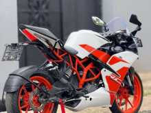 https://riyasewana.com/uploads/ktm-rc-200-11717594102.jpg