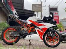 KTM RC 200 2019 Motorbike