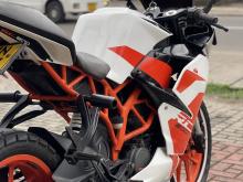 https://riyasewana.com/uploads/ktm-rc-200-2410410919055.jpg