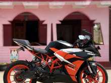 KTM RC 200 2019 Motorbike