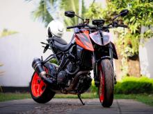 KTM Superduke 1290 2019 Motorbike