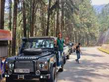 https://riyasewana.com/uploads/land-rover-109-seiris-10954034722.jpg
