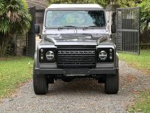 https://riyasewana.com/uploads/land-rover-defender-110-1011300117496.jpg