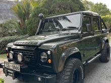 https://riyasewana.com/uploads/land-rover-defender-110-1211564717674.jpg