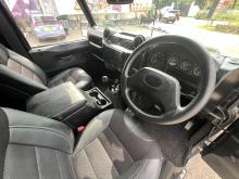 https://riyasewana.com/uploads/land-rover-defender-110-128050517693.jpg