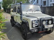 https://riyasewana.com/uploads/land-rover-defender-110-1323224017076.jpg