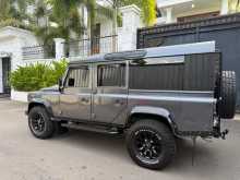 https://riyasewana.com/uploads/land-rover-defender-110-15100120283.jpg