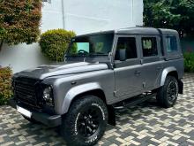 https://riyasewana.com/uploads/land-rover-defender-110-1714583217613.jpg
