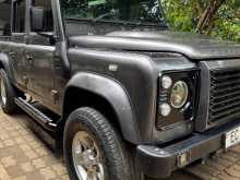 Land-Rover Defender 110 1982 SUV