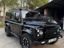 Land-Rover Defender 110 Station Wagon 1984 SUV