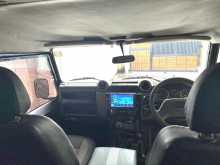 https://riyasewana.com/uploads/land-rover-defender-110-1984-2819420812704.jpg