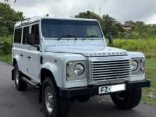 Land-Rover Defender 110 1992 SUV