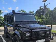 Land-Rover Defender 2005 SUV