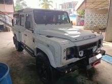 https://riyasewana.com/uploads/land-rover-defender-110-2111091017811.jpg