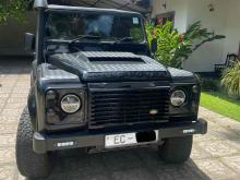 https://riyasewana.com/uploads/land-rover-defender-110-2112474524993.jpg