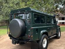 https://riyasewana.com/uploads/land-rover-defender-110-2311423517742.jpg