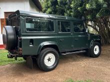 https://riyasewana.com/uploads/land-rover-defender-110-2311423617593.jpg