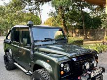 Land-Rover Defender 110 1992 Pickup