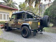 https://riyasewana.com/uploads/land-rover-defender-110-2417054417953.jpg