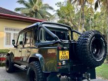 https://riyasewana.com/uploads/land-rover-defender-110-2417054517205.jpg