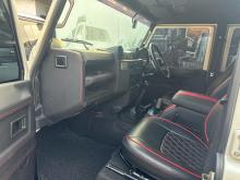 https://riyasewana.com/uploads/land-rover-defender-110-2611100617392.jpg