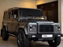 Land-Rover DEFENDER 110 2.2 Puma 2015 SUV