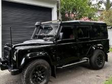 Land-Rover Defender 110 1980 SUV