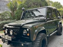 https://riyasewana.com/uploads/land-rover-defender-110-818314117404.jpg